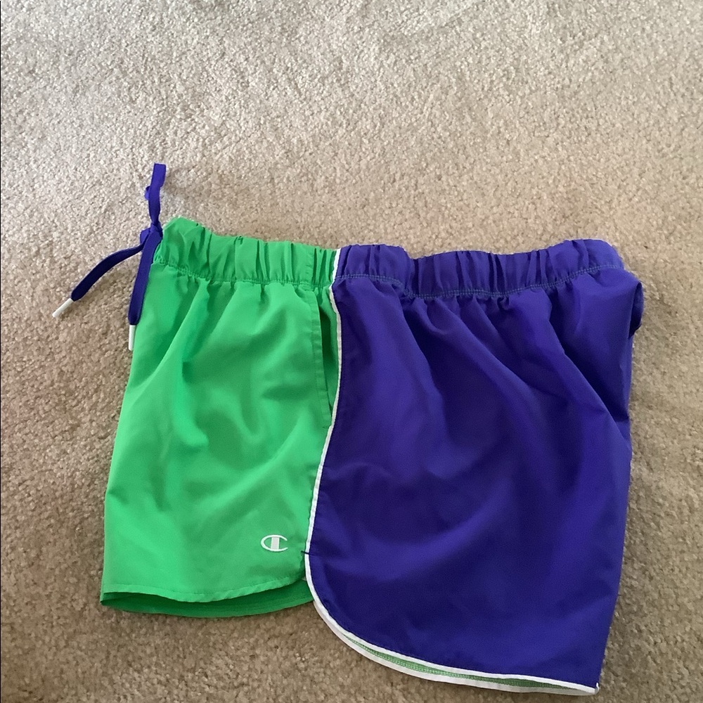 Champion running shorts royal blue XL tone. Great for work out green blue